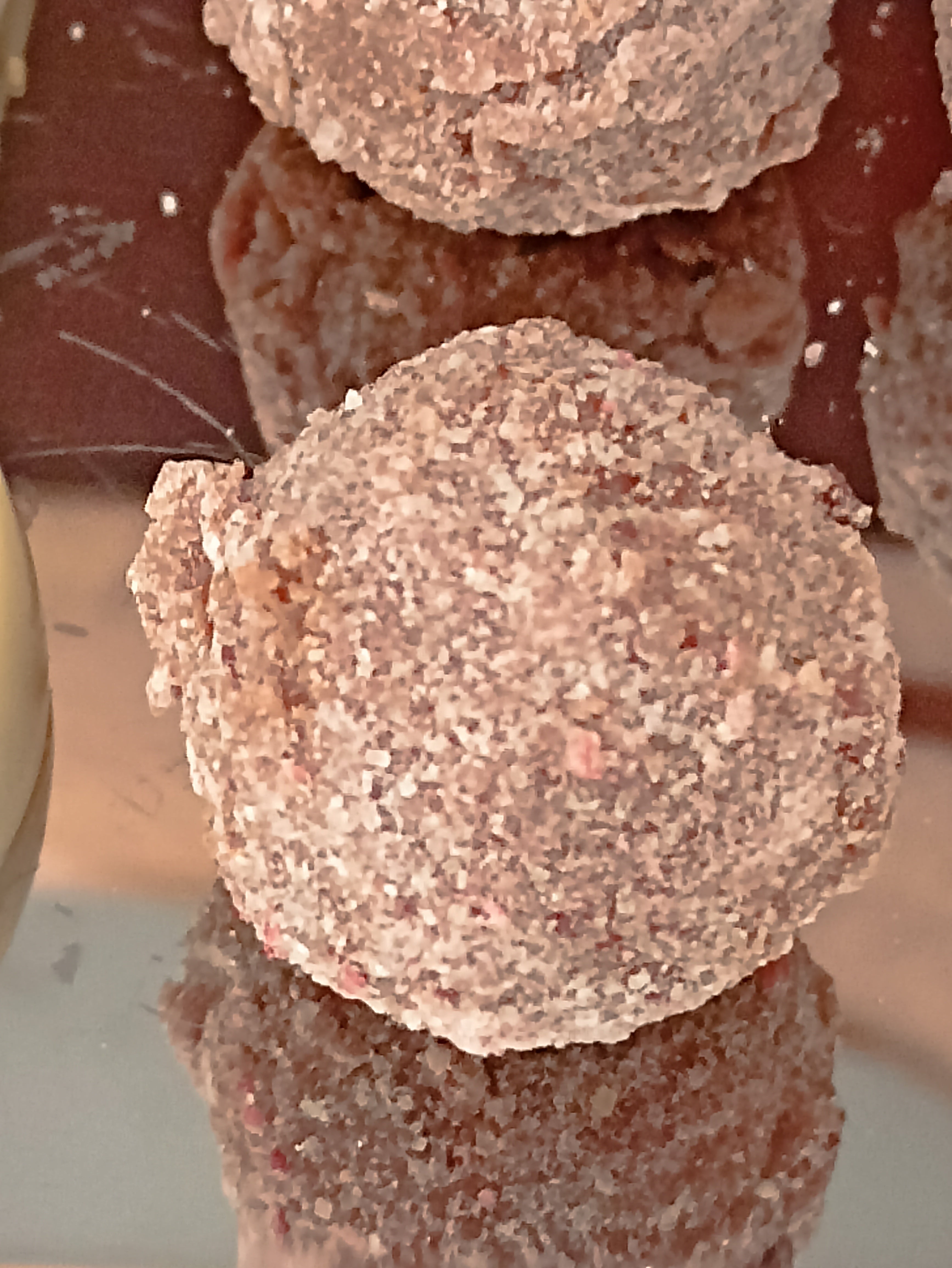 Erdbeer-Vollmilchpraline