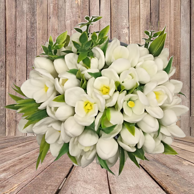 Schneeglöckchen im Korb