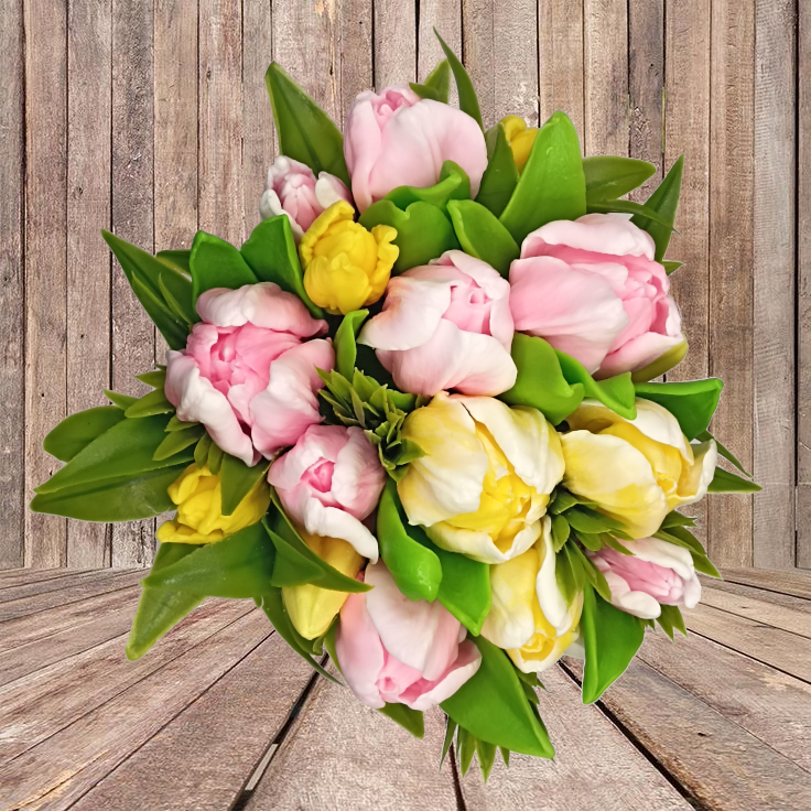 Tulpenstrauß im Korb